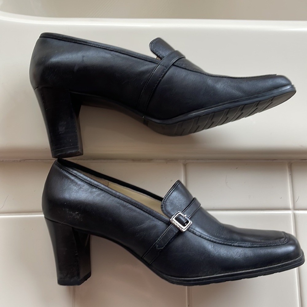 Womens casual corner dress shoes